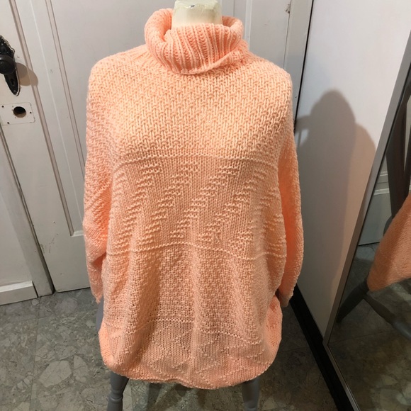 Peach 🍑 Sweater with scarf - Picture 3 of 7